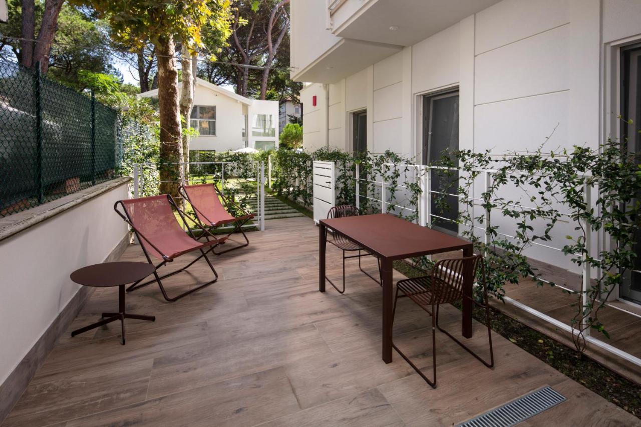Elegance Riccione Aparthotel Bagian luar foto